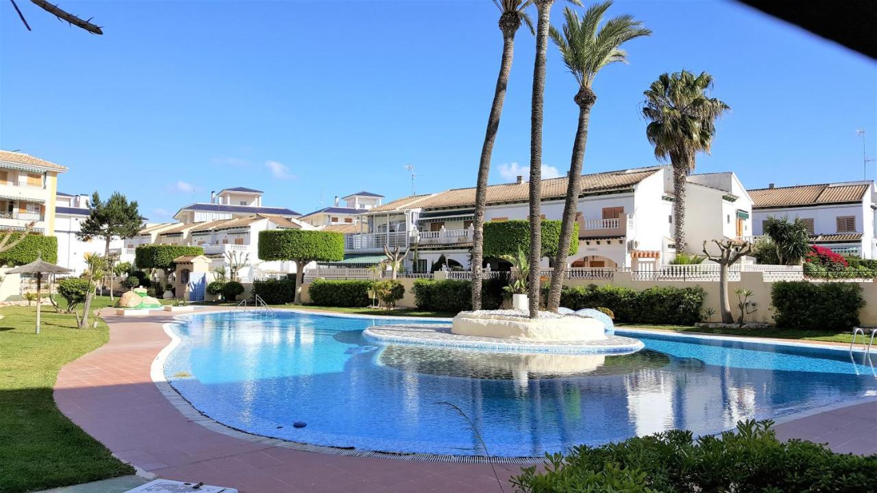 Lovely Apartment Near The Beach In Sunny La Mata Torrevieja Luaran gambar