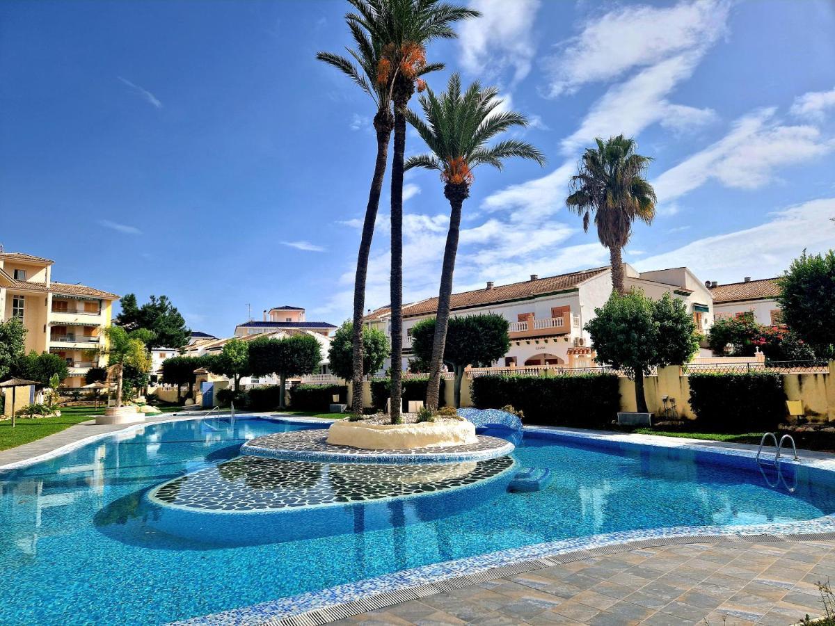 Lovely Apartment Near The Beach In Sunny La Mata Torrevieja Luaran gambar